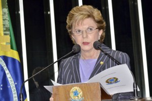 Senadora Lúcia Vânia (PSDB-GO) chama atenção para fragilidade dos instrumentos de acompanhamento e controle de obras financiadas com recursos públicos
