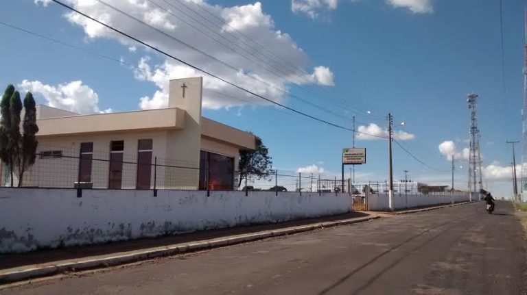 Cemitério Jardim São Pedro volta a ser aberto para visitações aos finais de semana