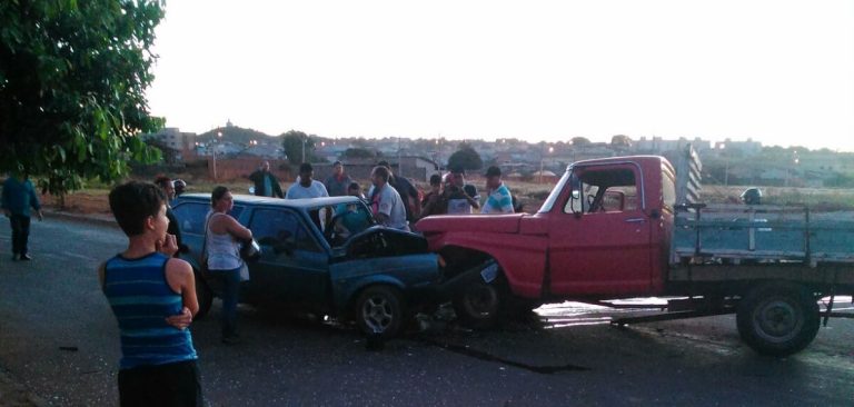 CATALÃO: Colisão frontal na Rua Salustiano da Paz, no Bairro Ipanema, mata idoso de 65 anos de idade