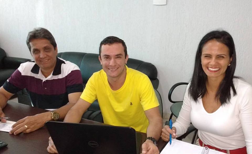 13511031_910077082436053_3658096815093595485_n