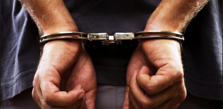 Homem é preso vendendo diploma de ensino médio falsificado em Catalão