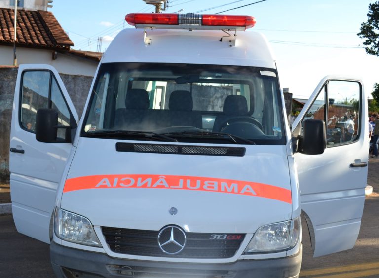 Anglo American doa ambulância para o município de Ouvidor