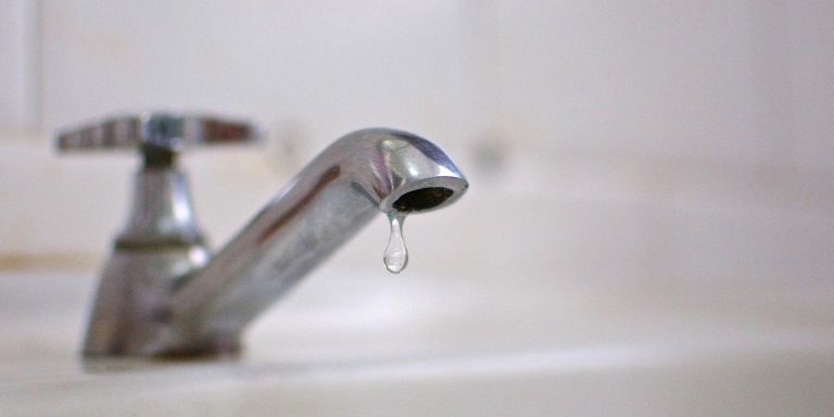 QUERO VER NO BLOG: internautas registram falta de água em alguns bairros