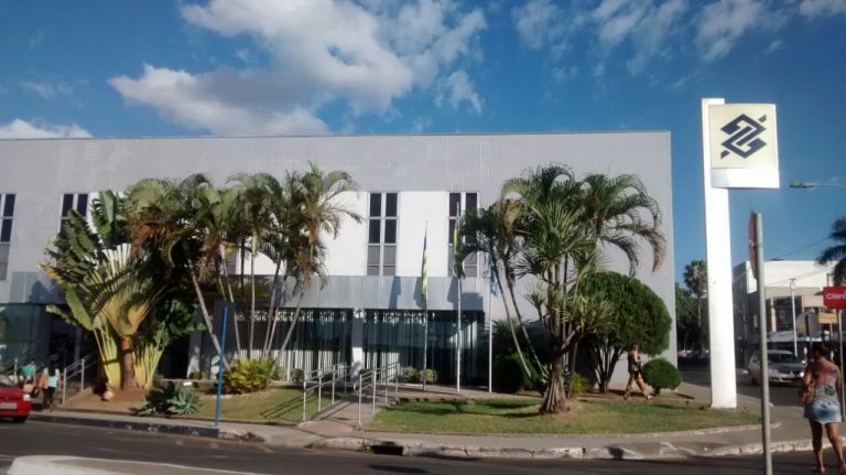 GREVE DOS BANCÁRIOS: consumidores devem procurar alternativas para pagar contas