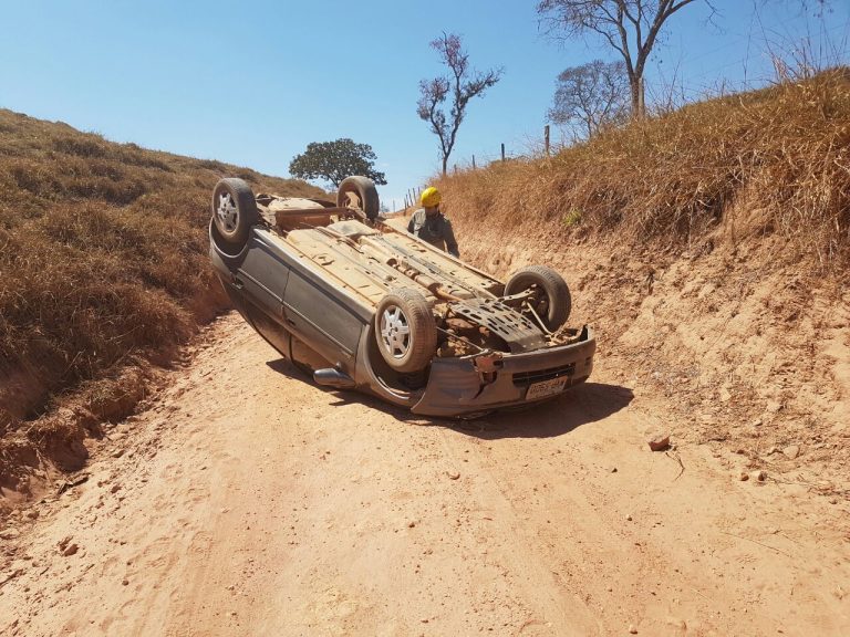 FATALIDADE: criança de 06 anos morre em capotamento na estrada que leva a Comunidade da Custódia