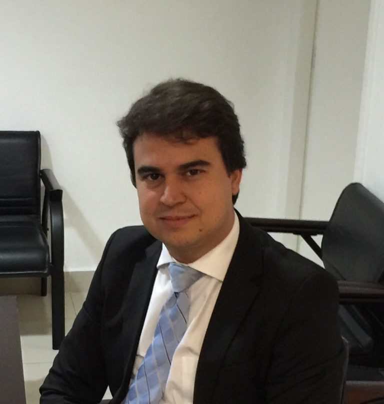 Realização de Concurso Público nesse momento fere Lei de Responsabilidade Fiscal (LRF)