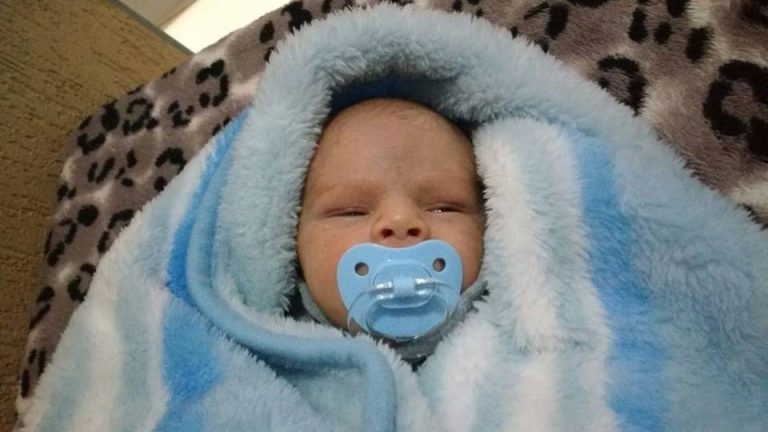 SOLIDARIEDADE: criança de Catalão com 16 dias de vida diagnosticada com catarata precisa da sua ajuda para recuperar a visão