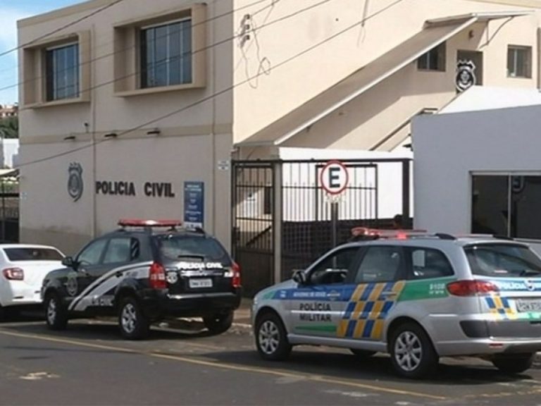 Em Catalão rapaz de 20 anos de idade é preso acusado de estuprar o próprio irmão