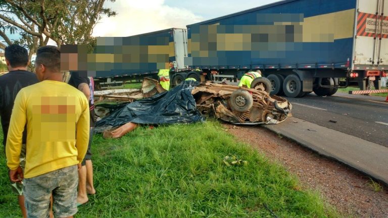 Acidente na BR 050 em Campo Alegre de Goiás mata duas pessoas