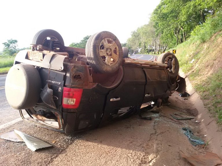 Acidente é registrado na BR 050 entre Catalão e Araguari evolve três veículos e deixa quatro feridos levemente