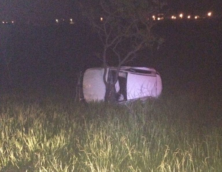 Homem fica ferido após capotar veículo na GO 330 entre Catalão a Ouvidor