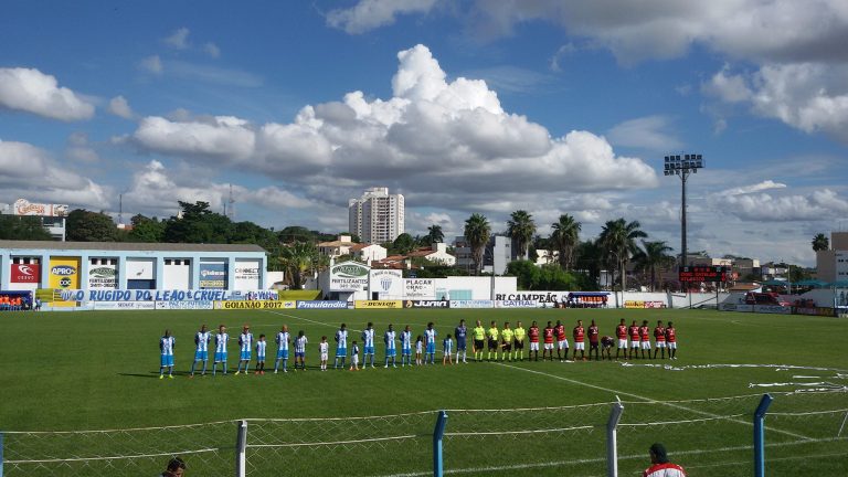 Crac perde em casa para o Atlético e se complica ainda mais na reta final do Campeonato Goiano