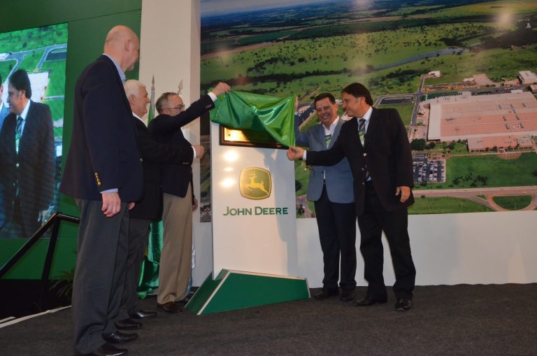 Celebrada inauguração da expansão da John Deere de Catalão com investimentos de quase R$ 100 milhões de reais