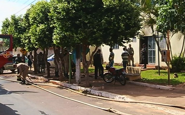 Presos destroem celas e queimam colchões durante motim em Goiandira