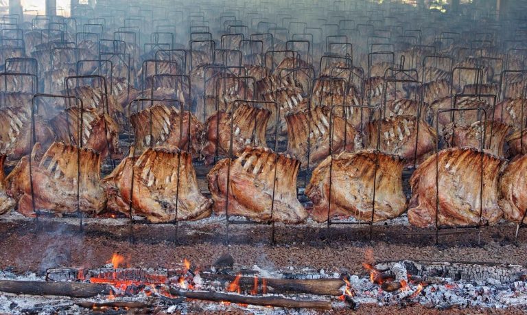 Costela Beneficente acontece em Catalão no próximo dia 28 de maio e será em prol ao Hospital de Câncer de Barretos