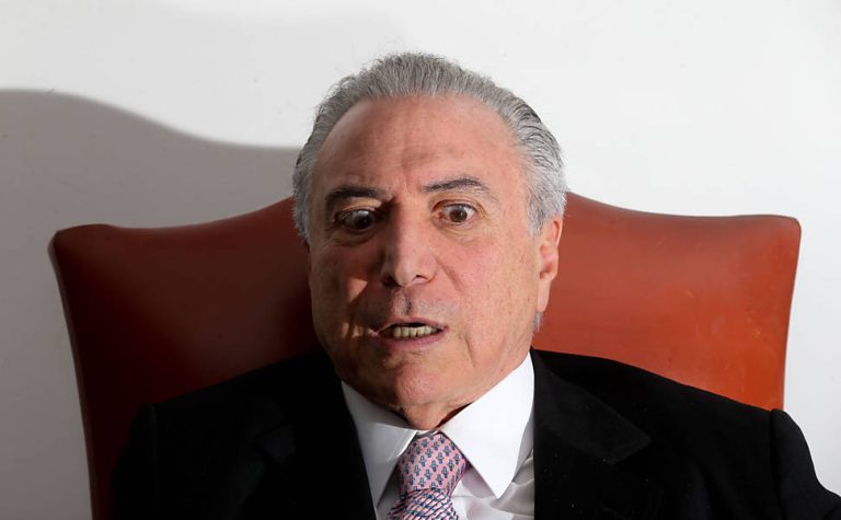 PGR denuncia Temer por crime de corrupção passiva