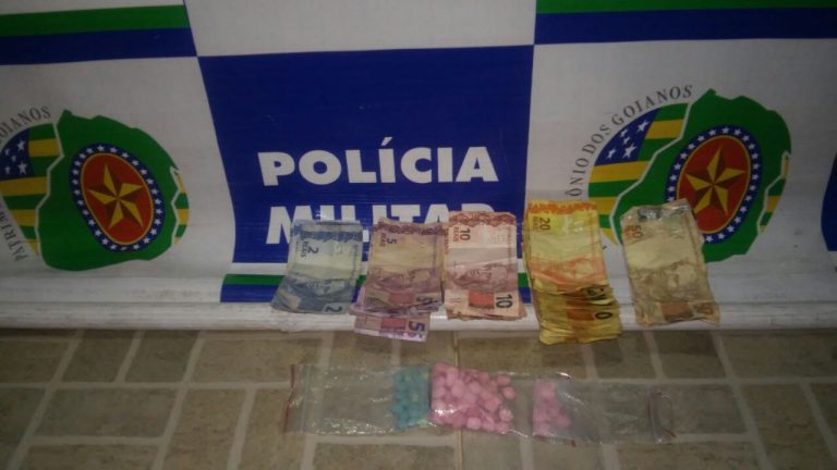 PM prende três homens com comprimidos de ecstasy