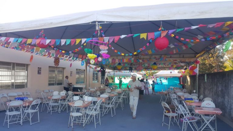 Vai até amanhã, domingo (16), a “Quermesse da Capela São Lucas”