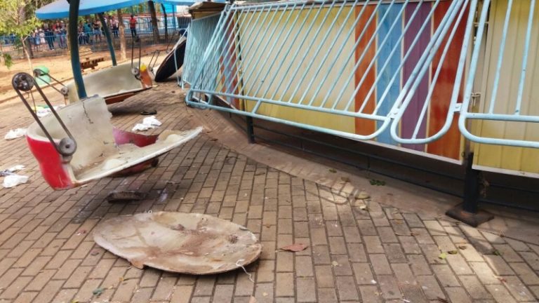 Brinquedo quebra e deixa pelo menos 11 feridos no Parque Mutirama em Goiânia