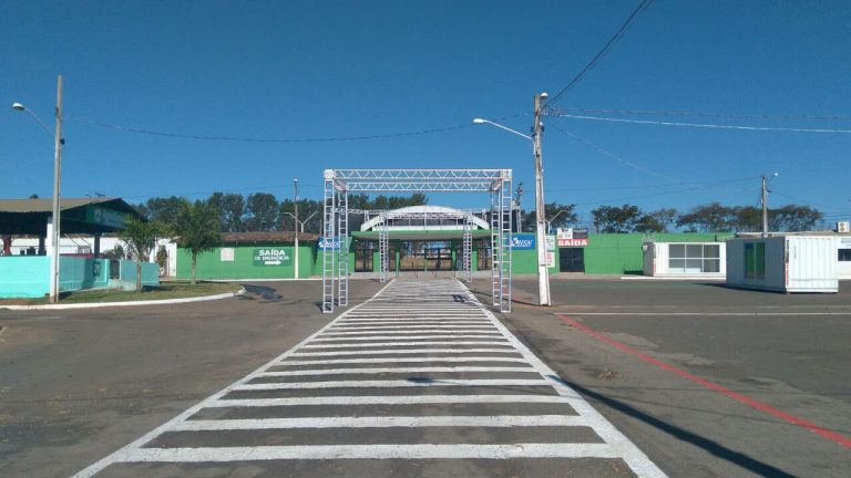 Parque de Exposições de Catalão começa a receber estrutura para a pecuária