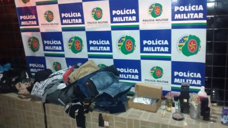Bando é preso pela PM por associação criminosa e furto em residências