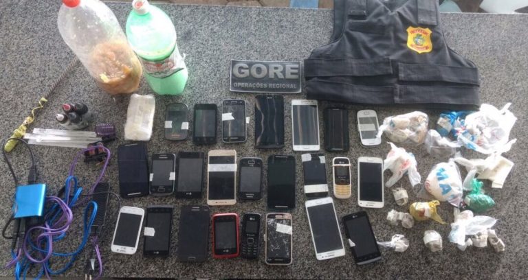 Celulares, drogas e bebidas artesanais são retidos do presídio de Catalão