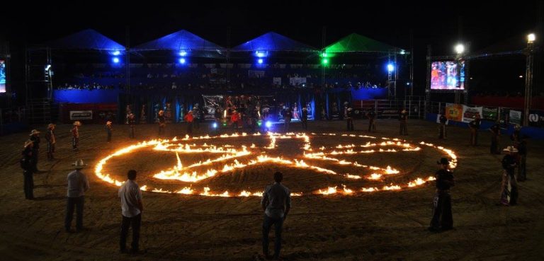 Organização do 1º Rodeio Direito de Viver afirma que mais de 10 mil pessoas passaram pelo evento