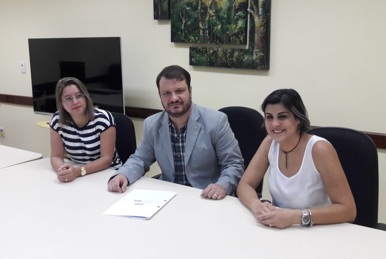 MP e Faculdade Cesuc firmam convênio para atender vítimas de violência doméstica em Catalão