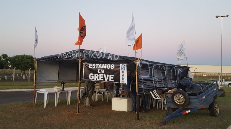 Após cinco dias de greve na montadora da Mitsubishi, Sindicato dos Metalúrgicos de Catalão (SIMECAT) emite nota