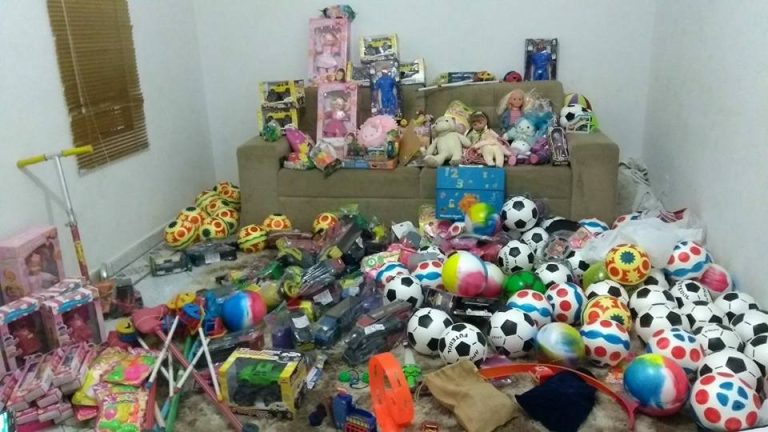 Há 12 anos, dia da criança em Catalão é comemorado com o Papais Noeis de Outubro