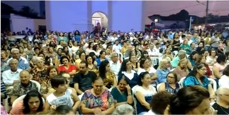 Festa em Louvor a Nossa do Rosário chega ao seu terceiro dia levando multidão na parte religiosa e festiva