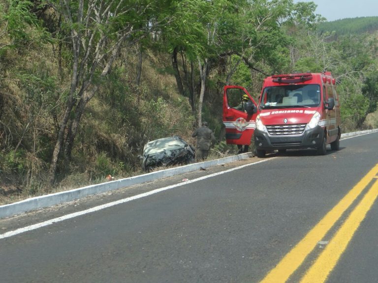 Capotamento na GO 330 entre Catalão e Ouvidor