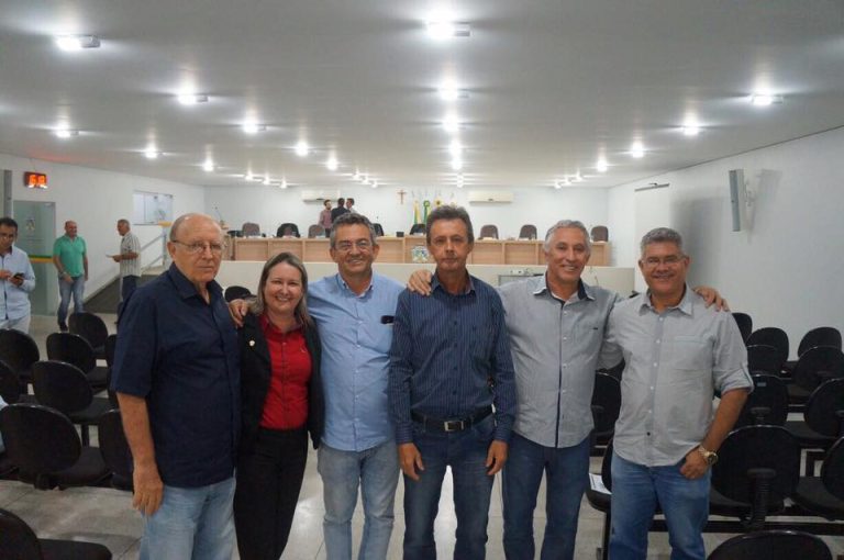 De olho na vaga de candidato a deputado estadual do PMDB, Deusmar Barbosa começa a percorrer municípios da região