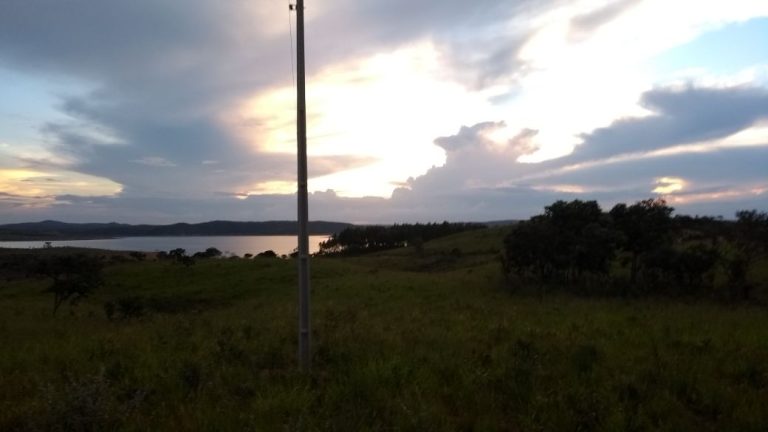 Desde o dia 26 de outubro, moradores da Anta Gorda no distrito de Santo Antônio do Rio Verde estão sem energia elétrica