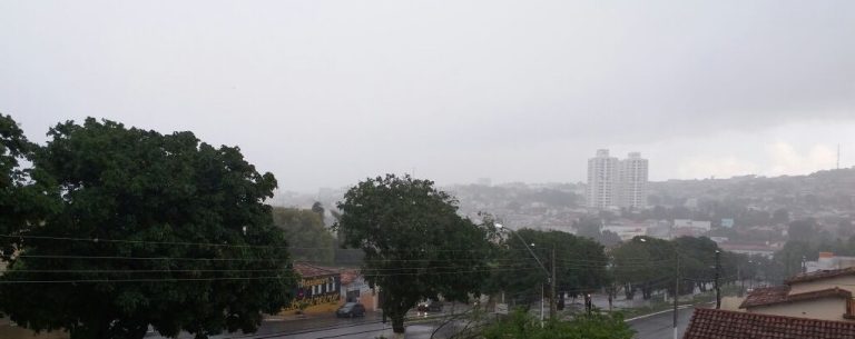 Em duas horas de chuva em Catalão, chove o que era previsto previsto para três dias