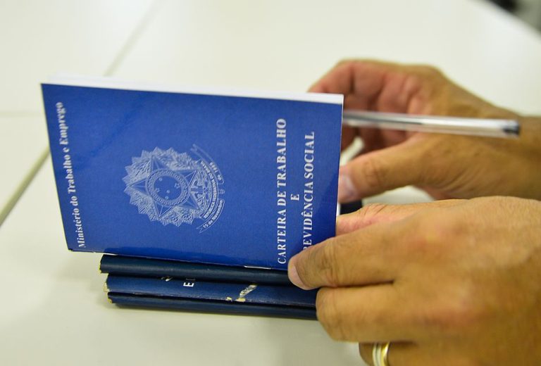 Reforma trabalhista: saiba o que mudou e quais profissões foram afetadas