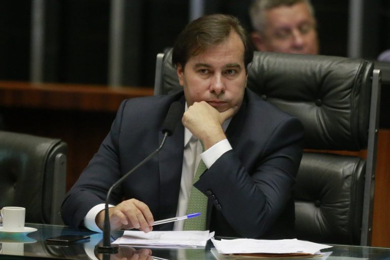 Rodrigo Maia marca votação da reforma da Previdência para 19 de fevereiro