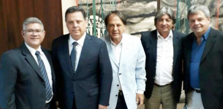 Governador Marconi Perillo (PSDB) recebeu no Palácio das Esmeraldas, prefeito de Catalão, Adib Elias (MDB)