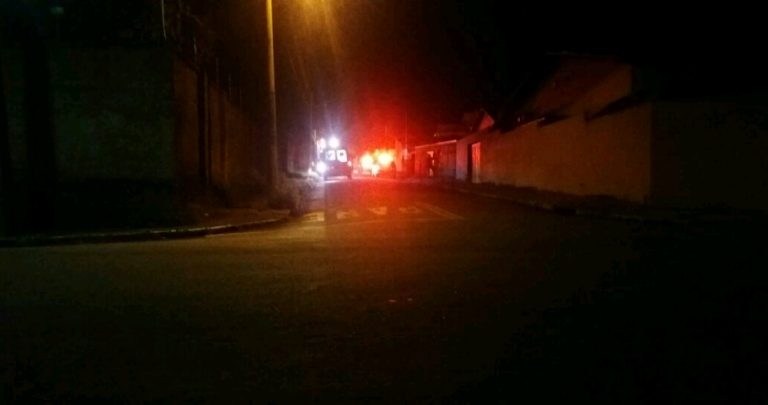 Em Catalão, jovem de 19 anos é baleado nas costas na véspera do feriado de ano novo