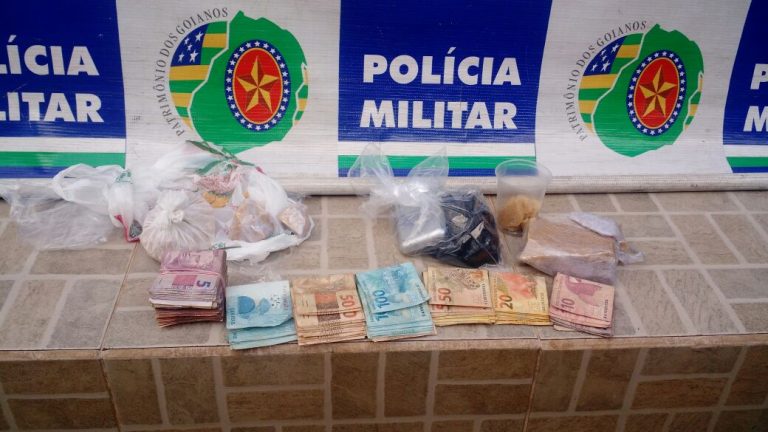 PM de Catalão apreende drogas e mais de R$ 4 mil reais em residência no Maria Amélia
