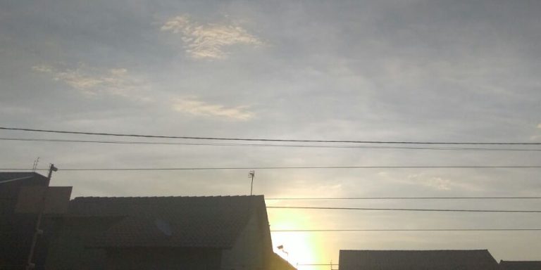 Cinco dias de muito calor do veranico de janeiro incomoda população de Catalão; chuva pode voltar a cair nesta quarta-feira (24)