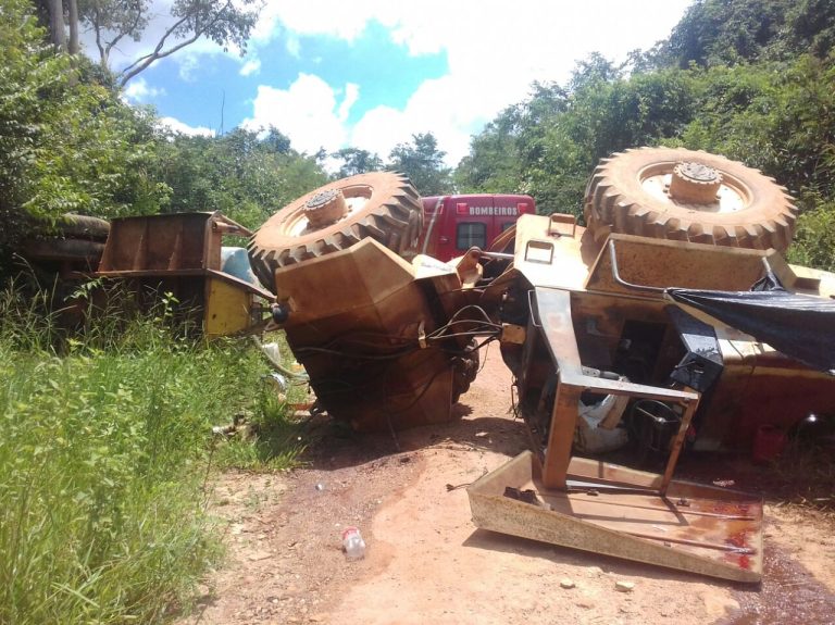 Ipameri: trator tomba e tratorista de 64 anos de idade fere uma das pernas gravemente