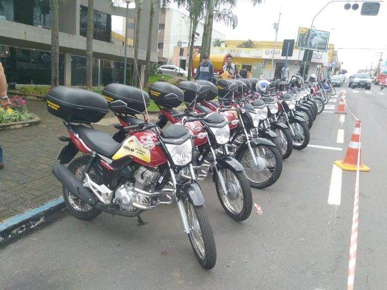 Prefeitura de Catalão entrega motocicletas e reforça efetivo do departamento de fiscalização de obras