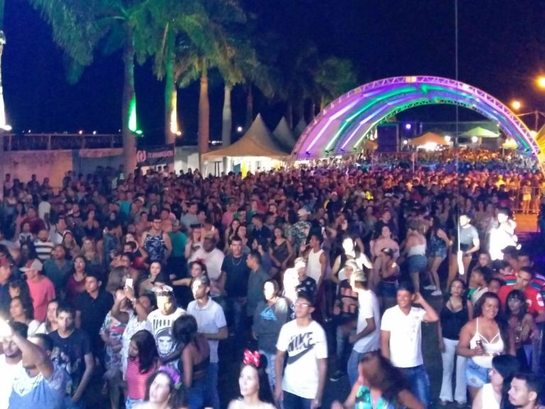 Realizado no Sambódromo, carnaval de Três Ranchos atendeu recomendações de órgãos da Segurança Pública; PM emite nota oficial