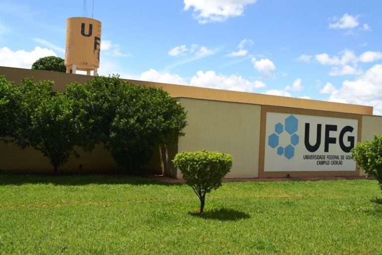 20 de março: criada, por Lei Federal, a Universidade Federal de Catalão