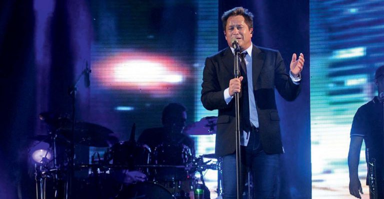 Cantor Leonardo fará show em praça pública na cidade de Catalão na próxima terça (13)