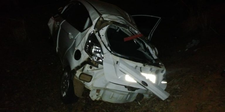 Casal ficaram feridos em acidente entre Ouvidor e Três Ranchos na curva da Ponderosa