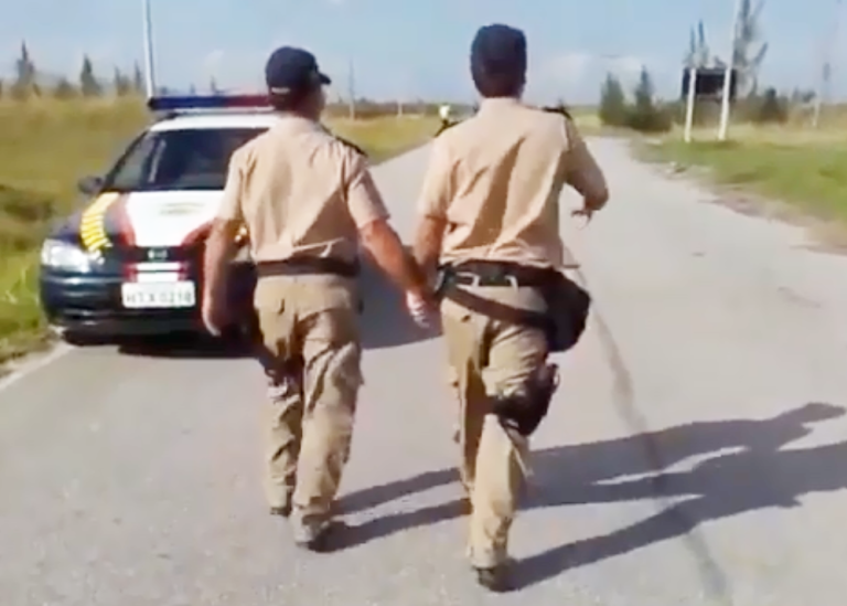 Falso vídeo de agentes da PRF sensualizando ao som de funk volta a ganhar força nas redes sociais
