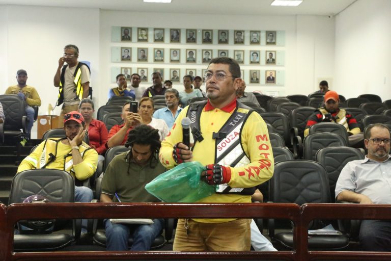 Realizada primeira Audiência Pública para regulamentação dos serviços de mototaxistas, motoboy e motofretistas na cidade de Catalão