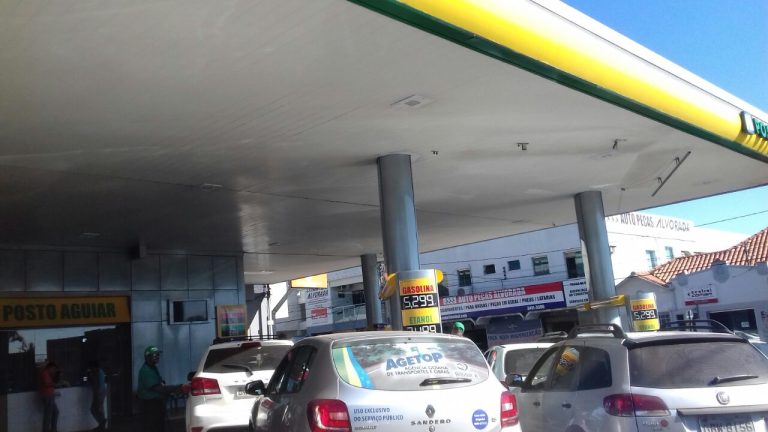 Acaba gasolina em todos os postos de Catalão; Procon fiscalizou estabelecimentos e afirma que não teve prática de preços abusivos